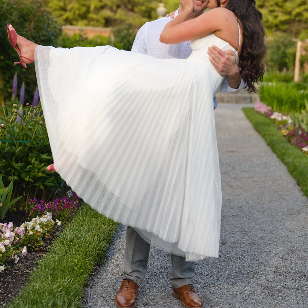 Hutch Amara Corset Pleated Tulle Fit and Flare White Midi Dress - Picture 7 of 8
